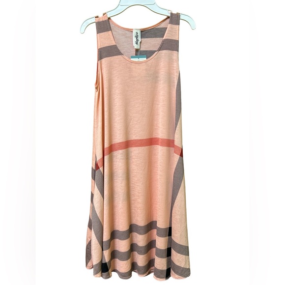 Haptics Dresses & Skirts - NWT Haptics Pink Sleeveless Swing Dress with Pockets size small